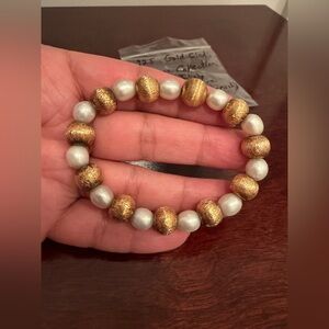 VERONESE COLLECTION 925 PEARL BRACELET. 7.5" MAGNETIC closure beautiful!